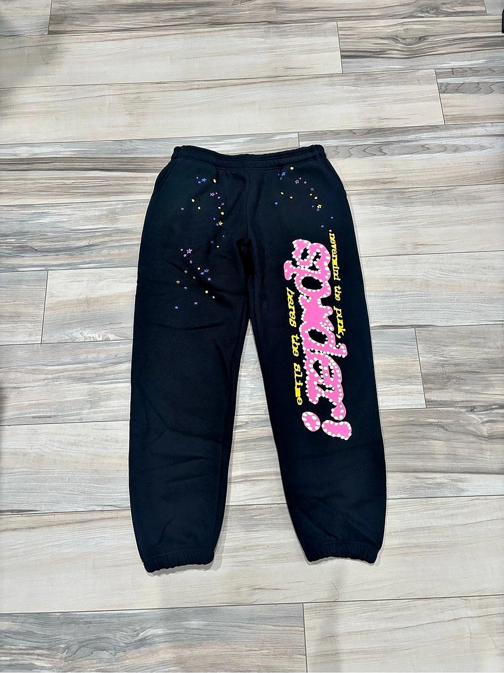 Sp5der Pink v2 Sweatpants
Size medium
Brand new
Ships same day